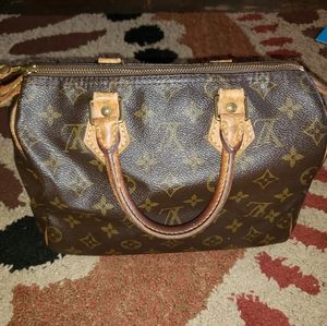 Authentic Louis Vuitton Speedy 25